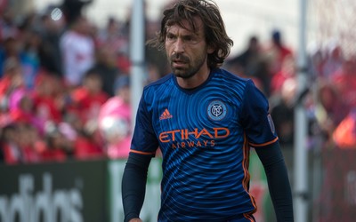 诺亚体育精华-佩里西奇关键解围力保球门